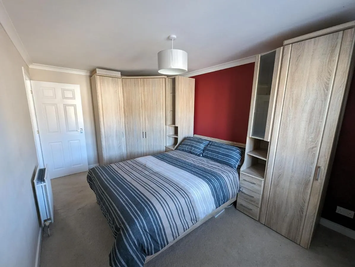 Great Location, Large 1 Bed Flat With Parking Apartment Broughty Ferry
